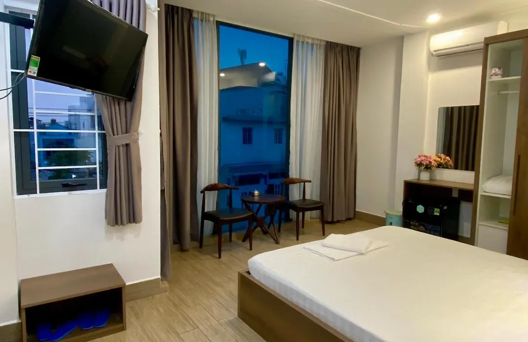 Khách Sạn Hoa Phượng-1