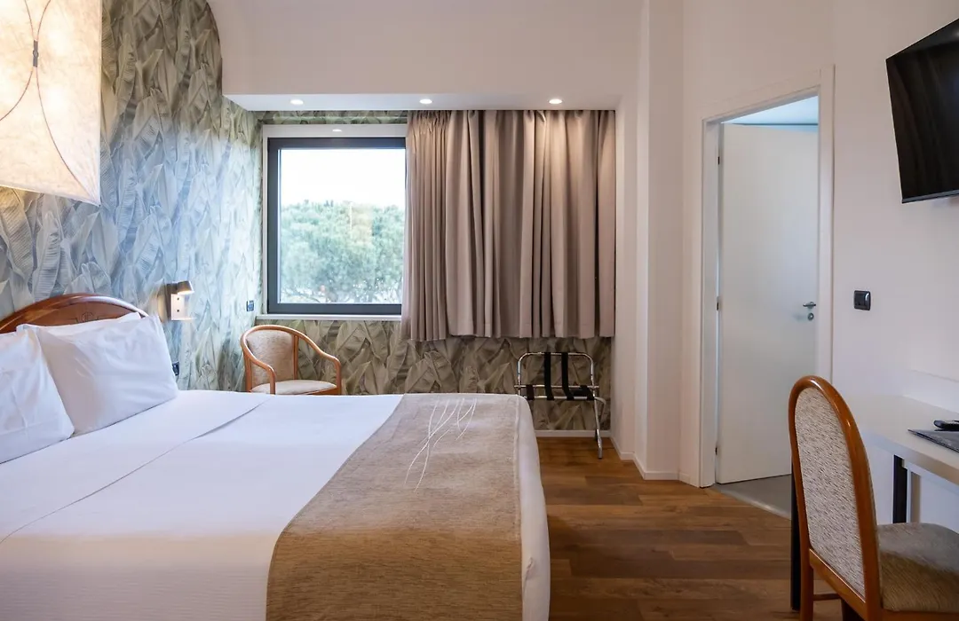Hotel Dei Congressi-1