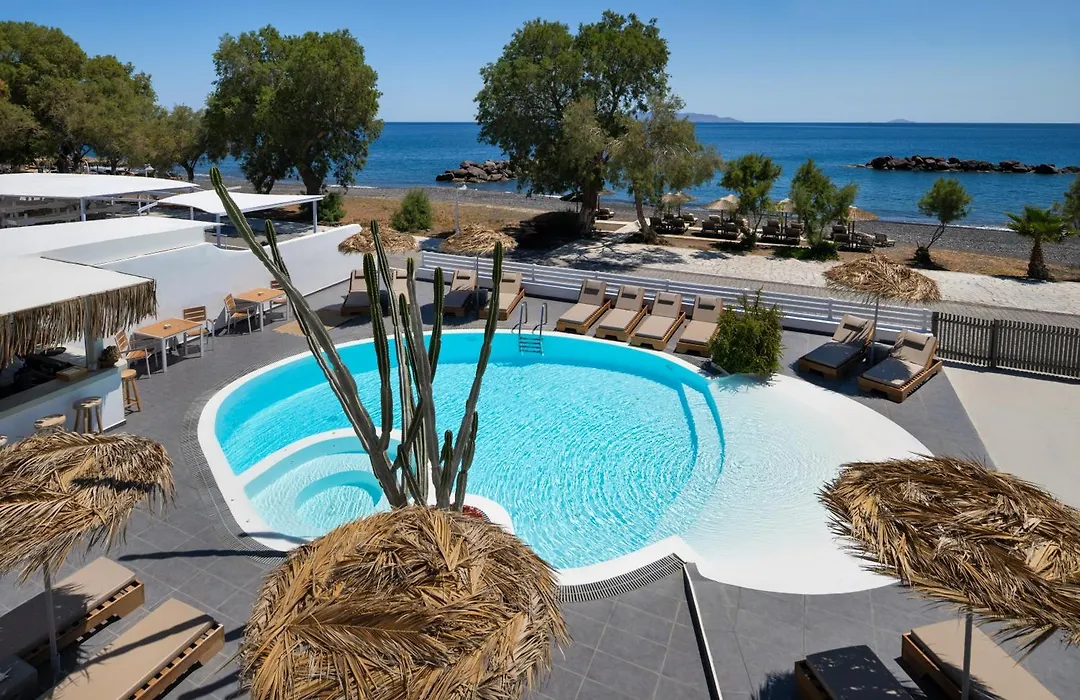 Nissia Beach Apartments & Suites-1