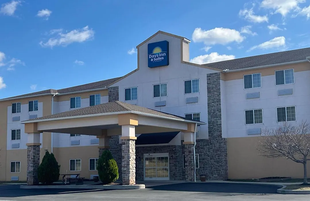 Days Inn & Suites By Wyndham Manheim Lebanon-1