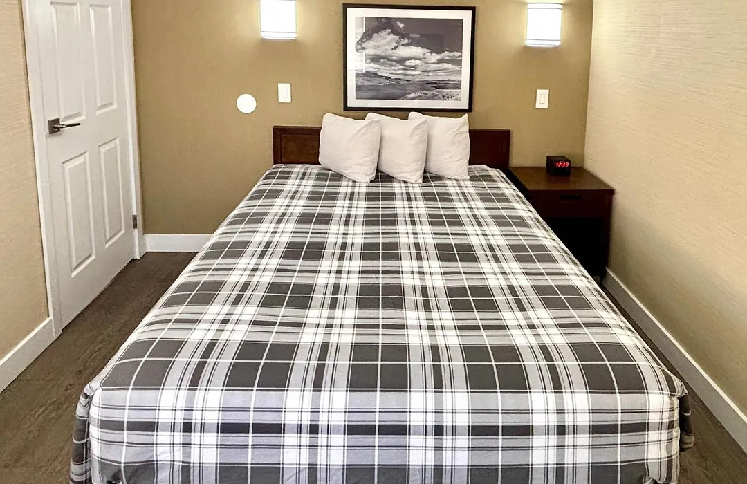 Rodeway Inn & Suites-1