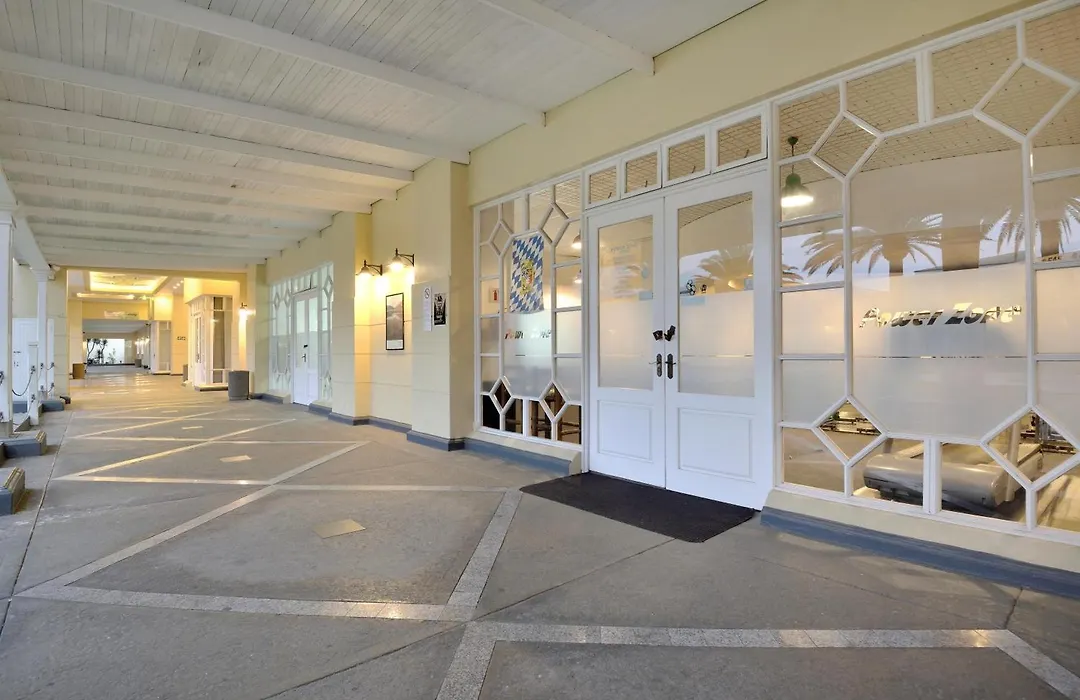 Swakopmund Hotel&Entertainment Centre-1