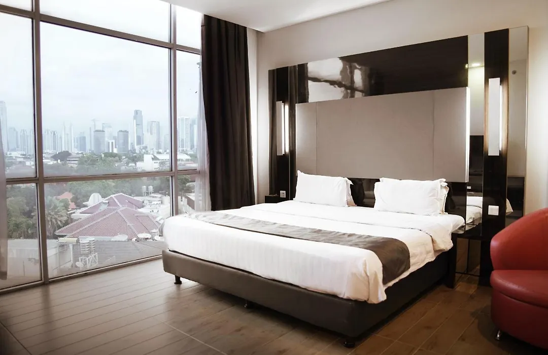 Dreamtel Jakarta-1