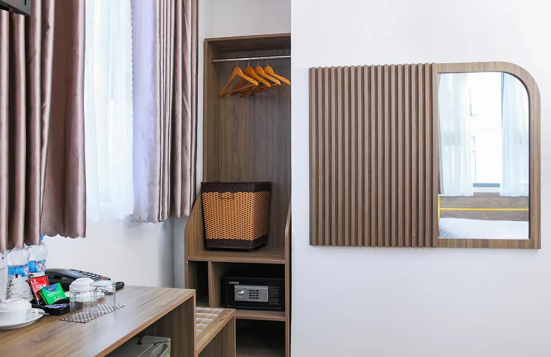 Azura Gold Hotel & Apartment-1