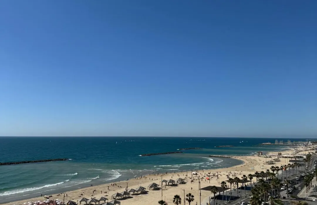 Abratel Sea View-1