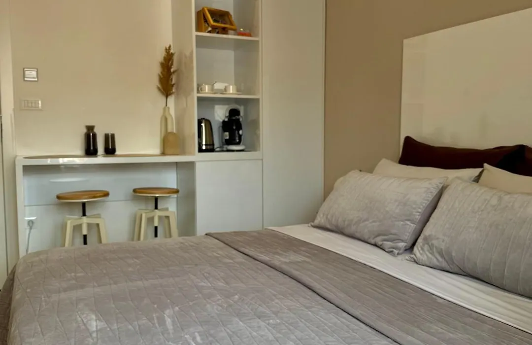 Luxury Rooms Skyfall-1