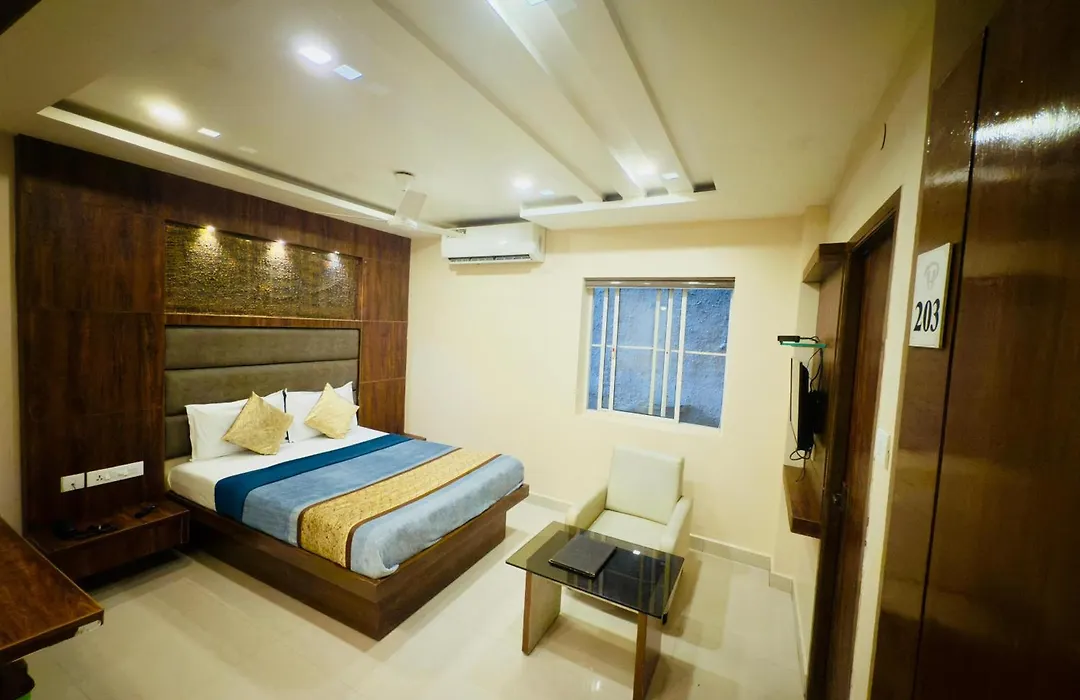 The Hydel Park - Business Class Hotel - Near Central Railway Station-1