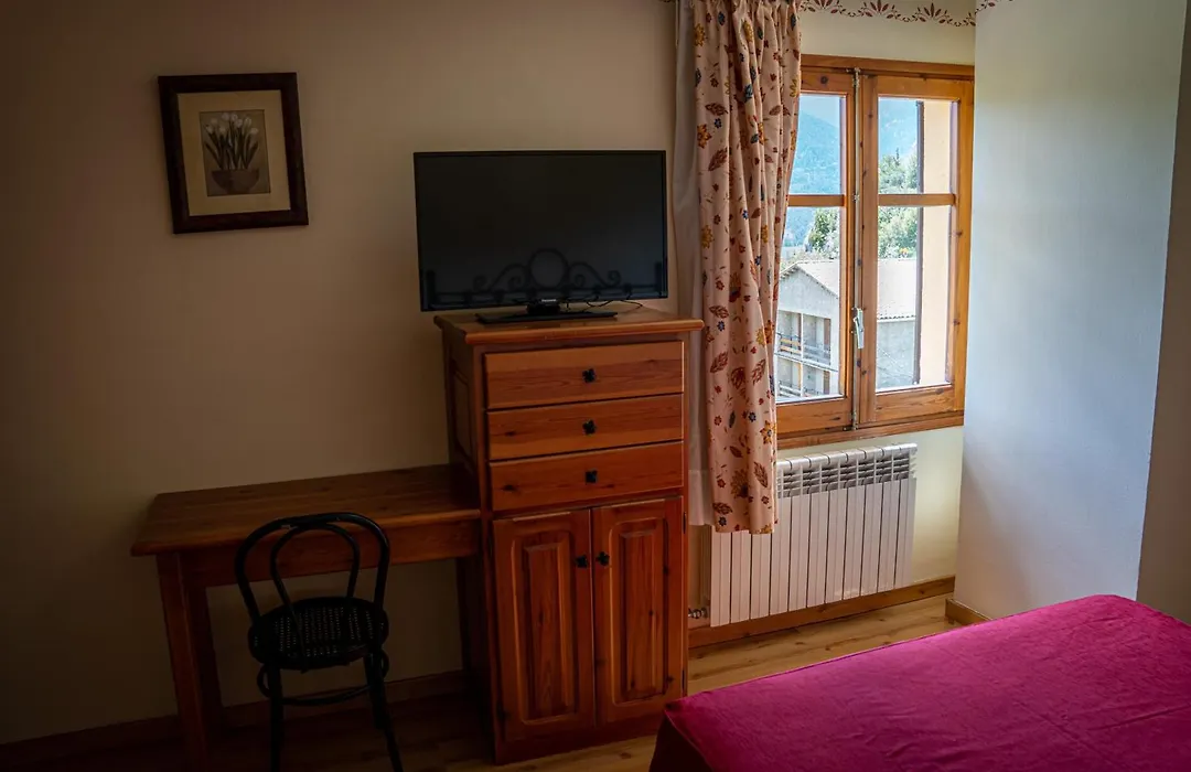 Hostal Cal Franciscó-1