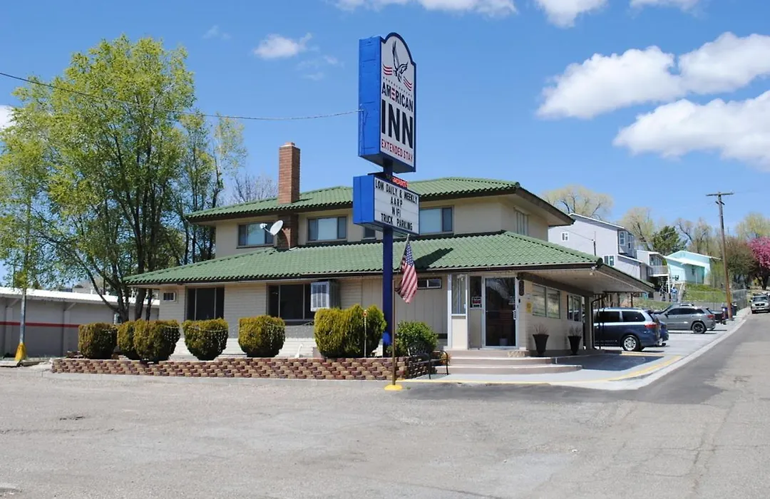 American Inn-1