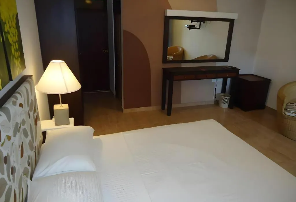 Kent Hotel-1