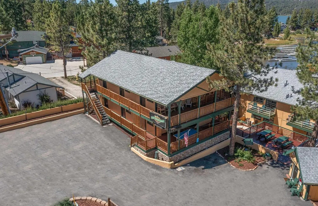 Big Bear Lakefront Lodge-1