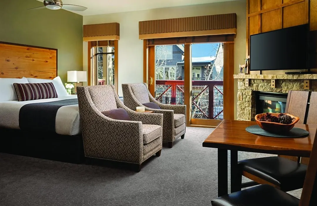 Studio At Hyatt Main Street Station Full Resort Access! Enjoy Outdoor Pool, Hot Tubs, Fitness Center Ski Valet & More-1
