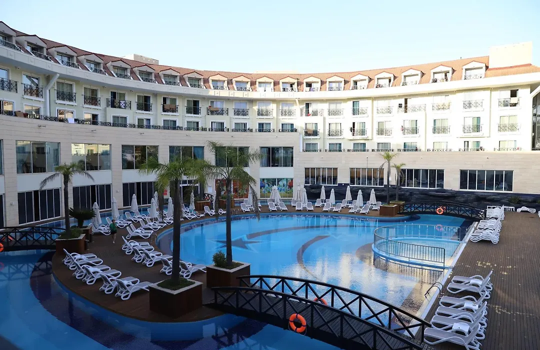 Meder Resort Hotel-1