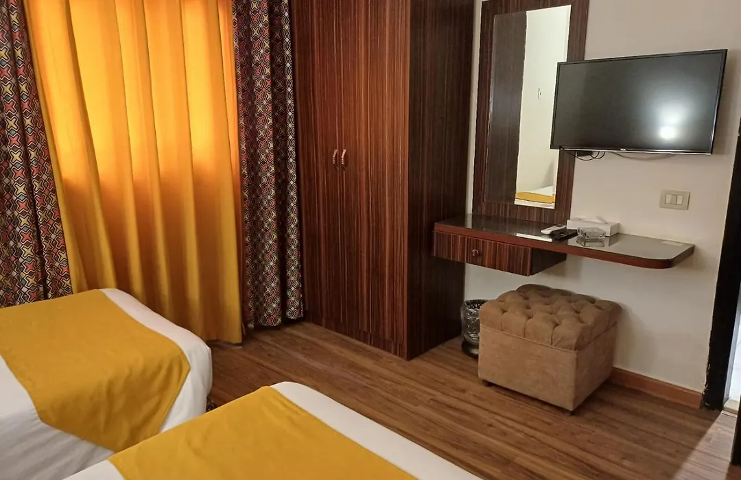 Golden Carven Hotel-1