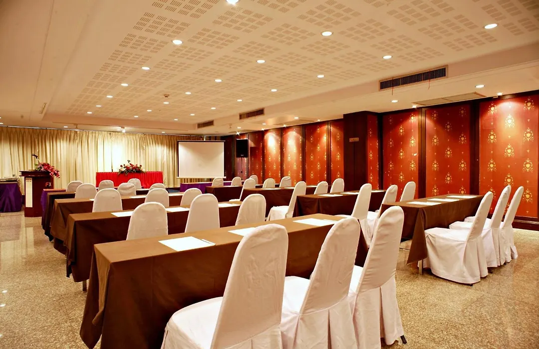Royal Panerai Hotel Chiangmai-1
