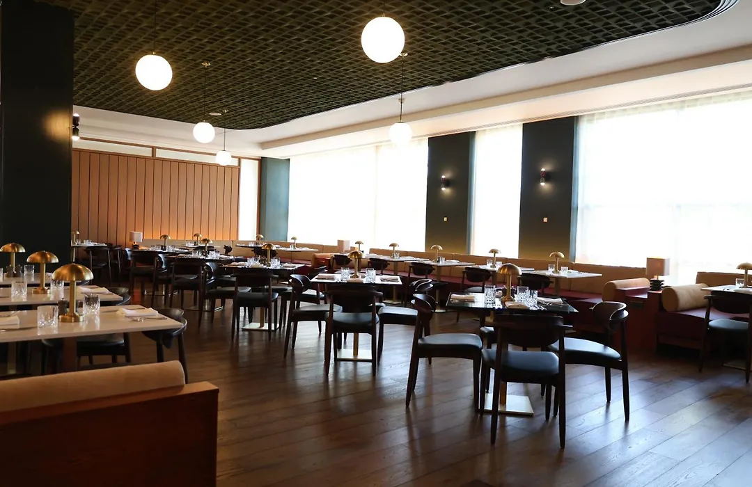 The Orchard Hotel & Restaurant-1