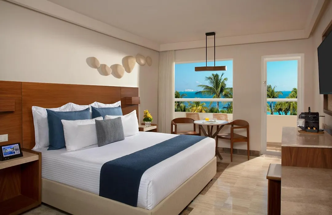 Dreams Sands Cancun Resort & Spa (Adults Only)-1