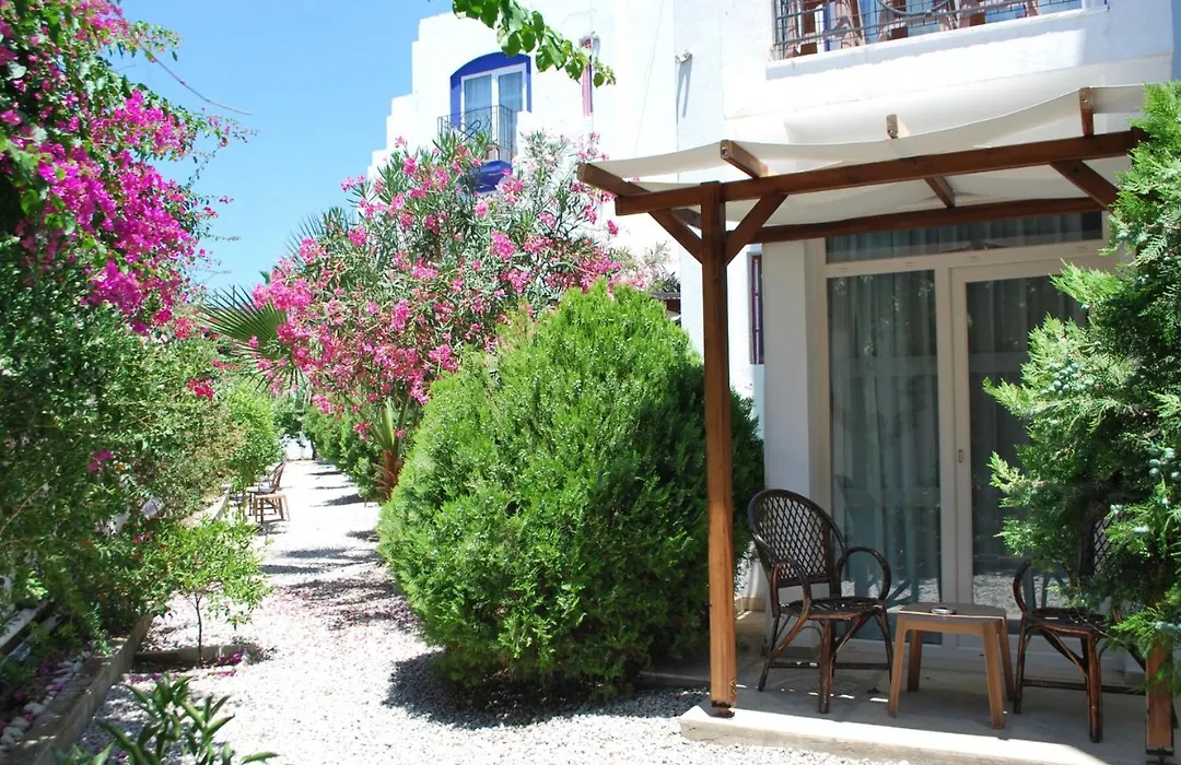 Serpina Hotel (Adults Only)-1