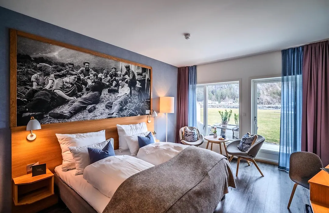 Valldal Fjordhotell - By Classic Norway Hotels-1
