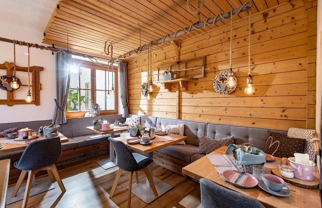 Pension Edelweiss-1