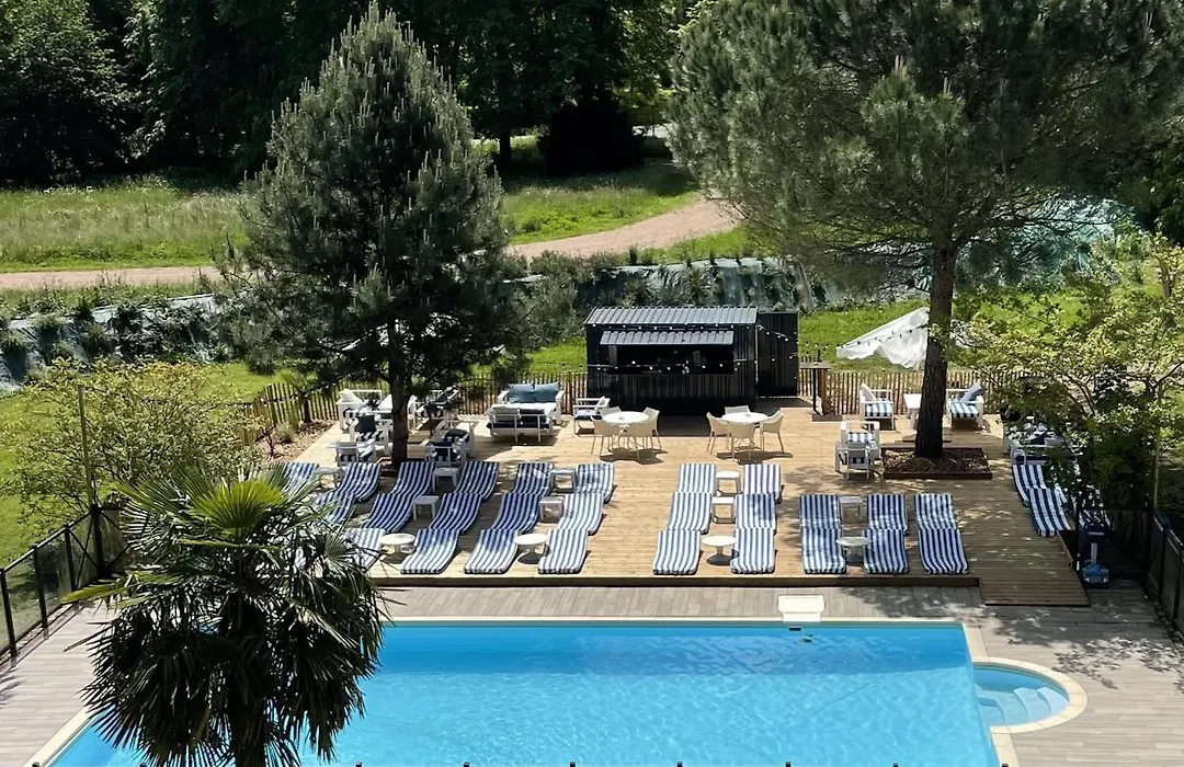 Logis Hotel & Bien Etre Chateau De La Barge-1