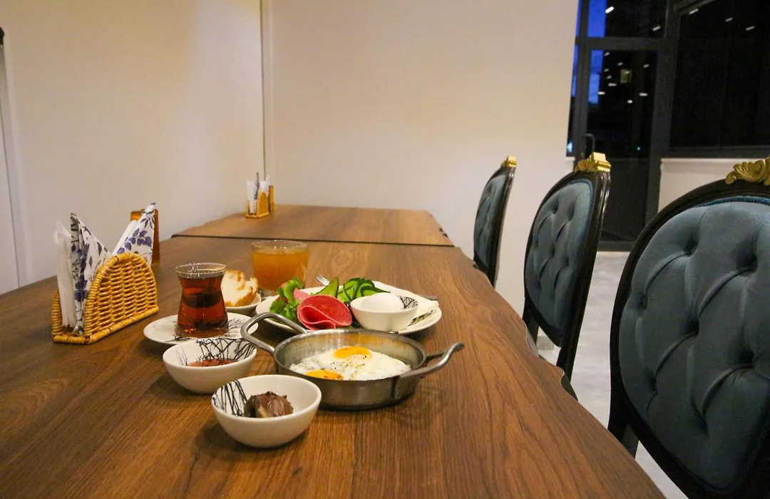 Kaya Hotel Saw-1
