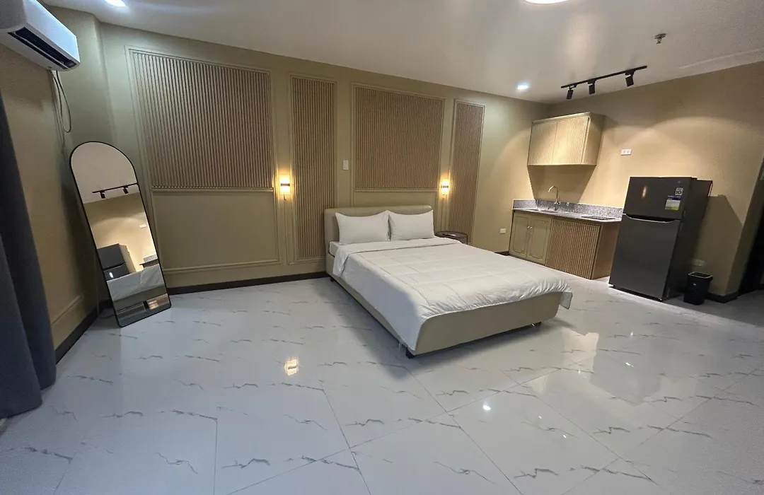 Clark Cu Hotel-1