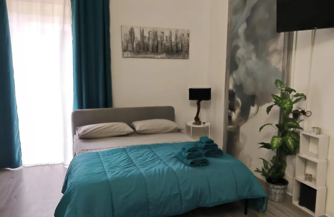 Molo Di Levante-1