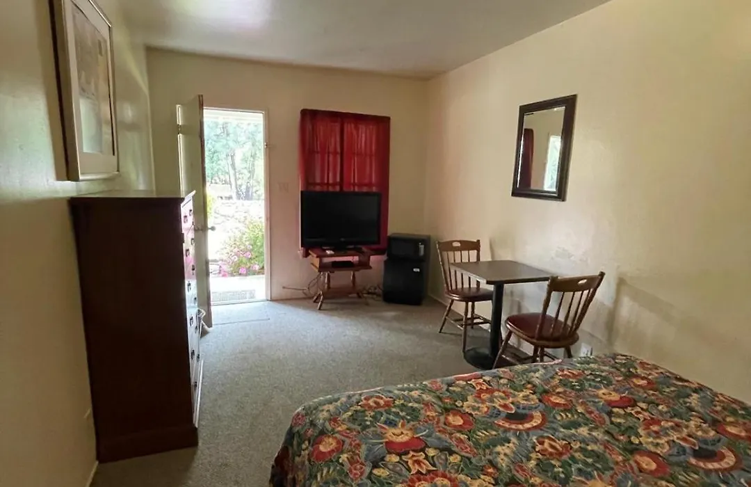 Sierra Pelona Motel-1