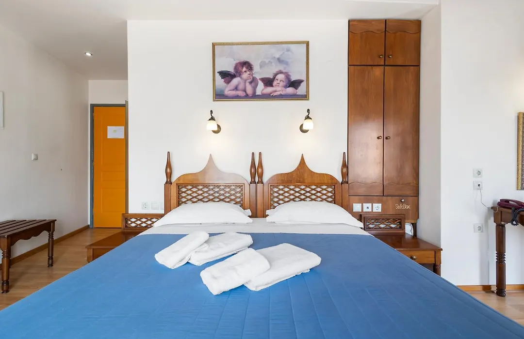 Belmondo Hotel-1