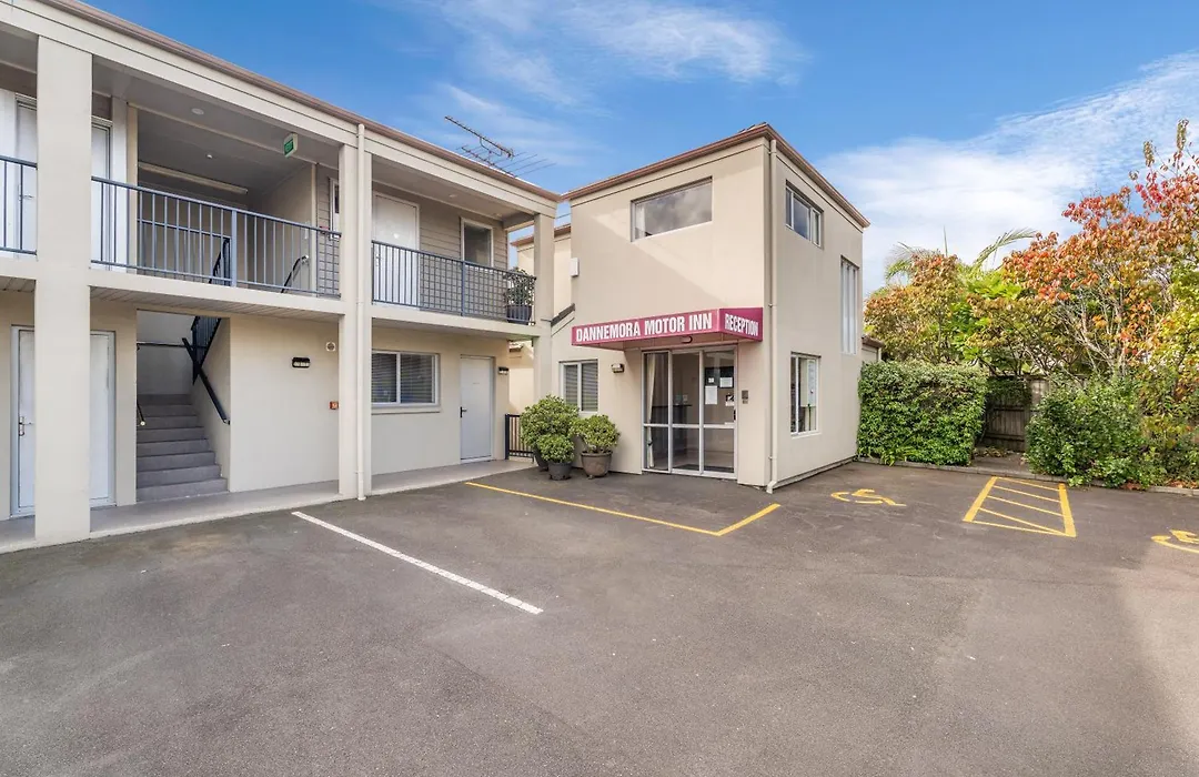 Dannemora Motor Inn-1