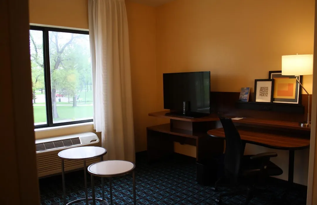 Fairfield Inn & Suites By Marriott Detroit Lakes-1