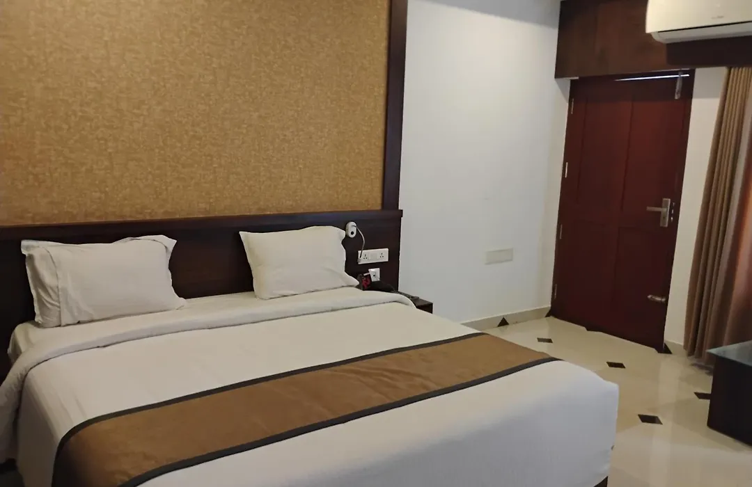 Hotel Emperor-1