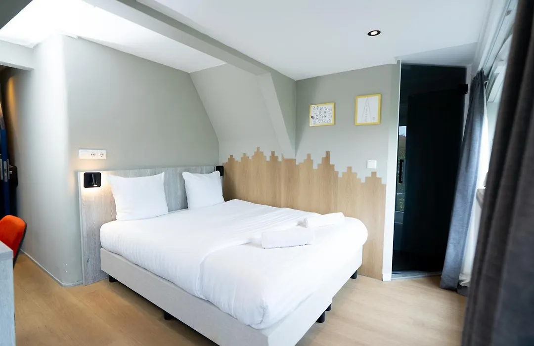 The Crown Hotel-1