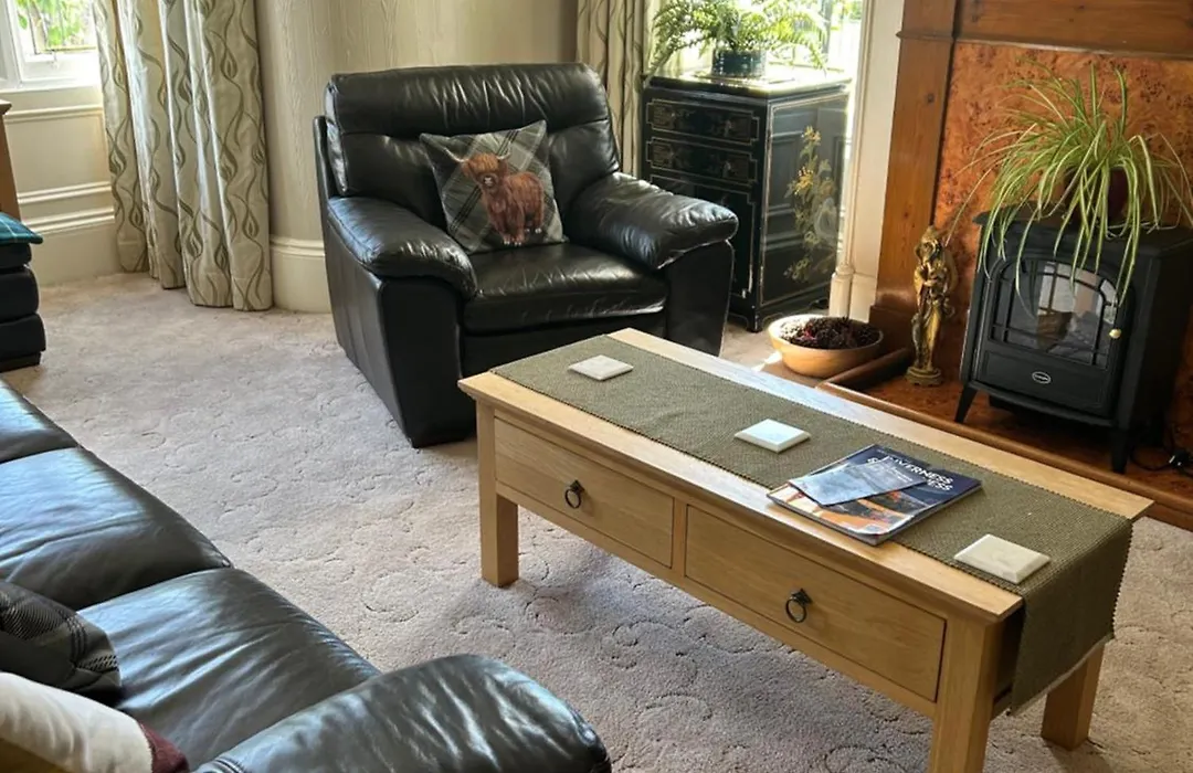 Inverglen Guest House-1