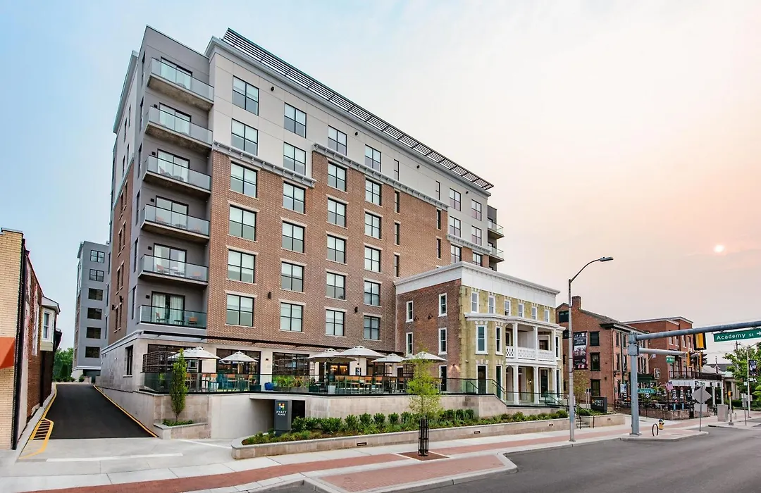 Hyatt Place Newark-Main Street-1