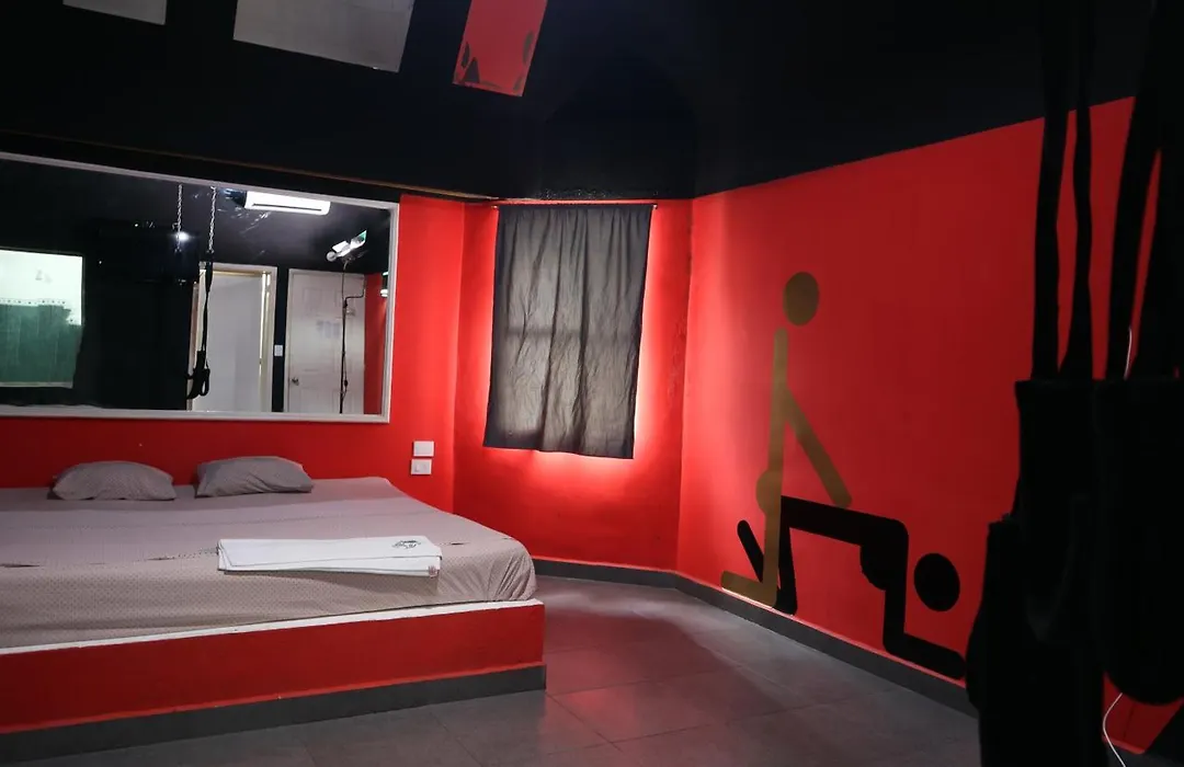 La Selva Auto Hotel Adults Only-1