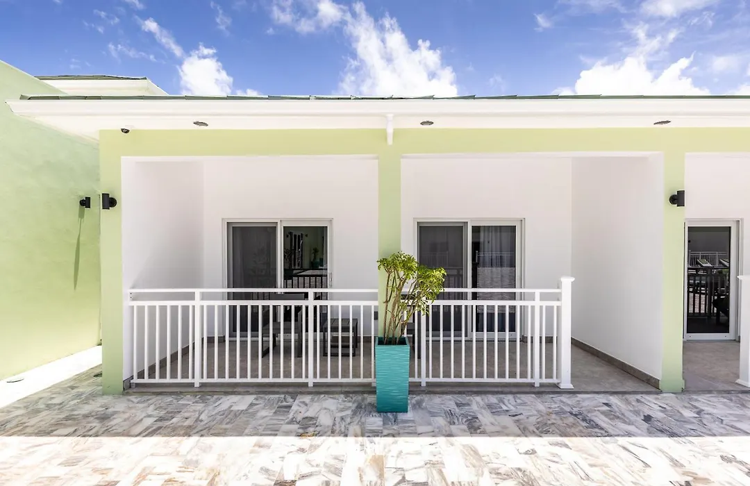 Ocean Breeze Resort-1