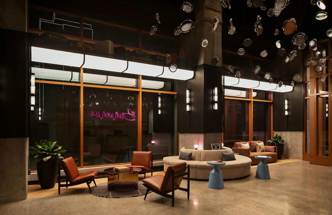 Moxy Montreal Downtown-1