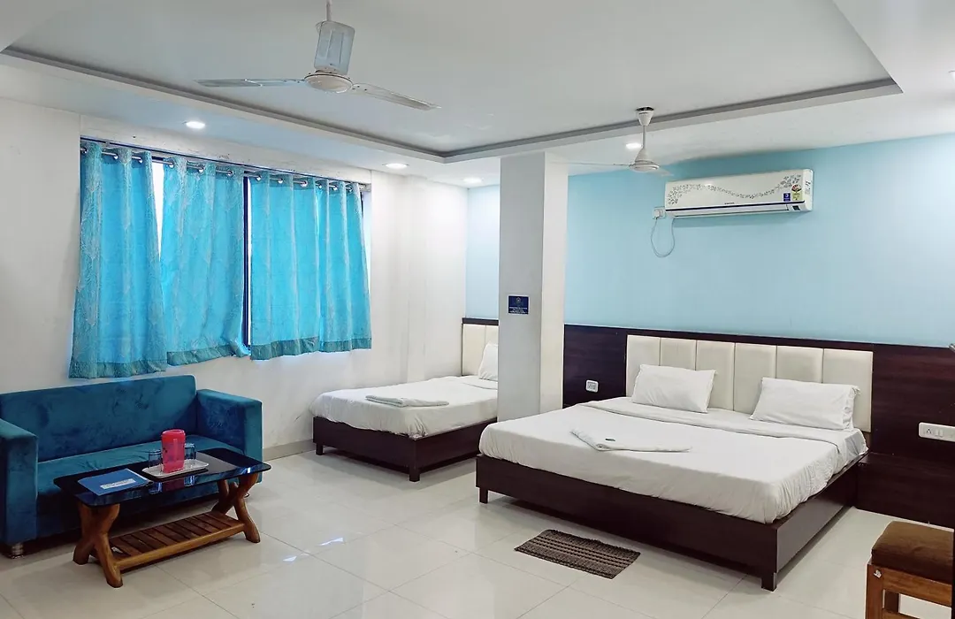 Hotel Vallabh Vilas-1