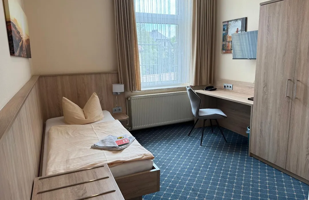 Hotel Deutsches Haus Wolfen OHG-1