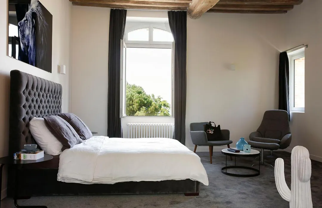 La Chaumiere-1