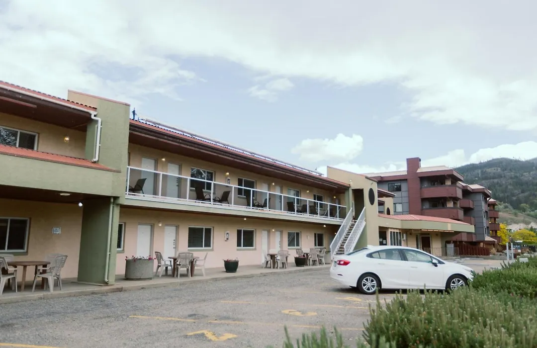 Waterfront Inn-1