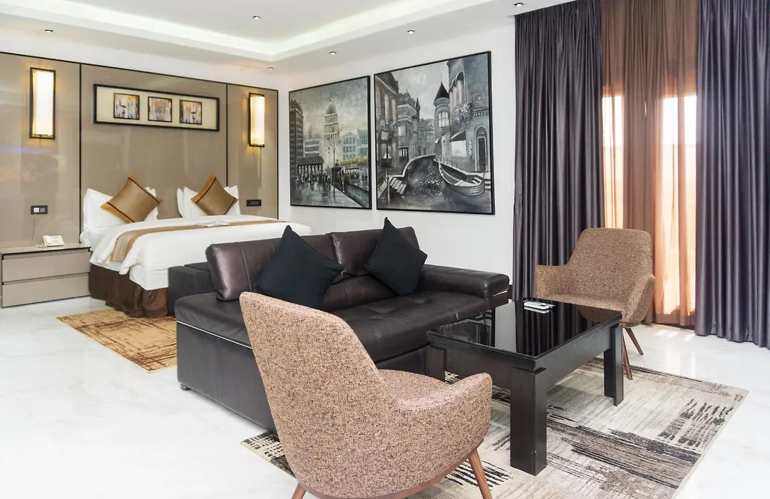 Greenpoint Hotel-1