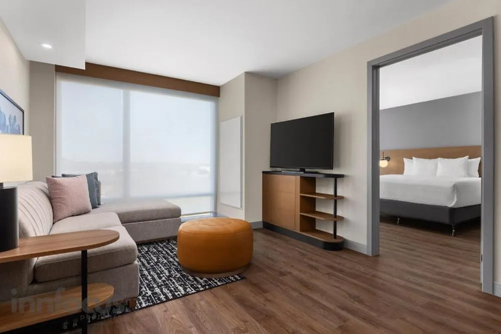 Hyatt House Mississauga / Airport Corp Center-1