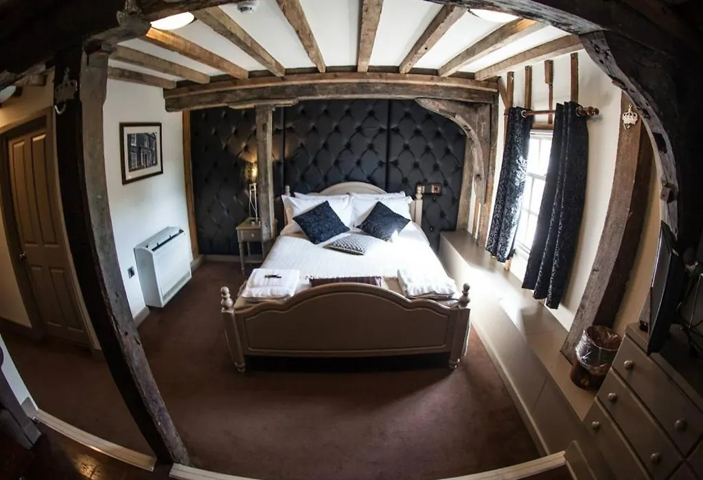 The Riverside Inn-1