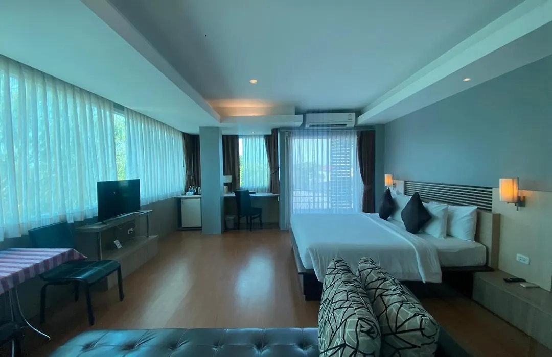 Green Hotel And Resort-1