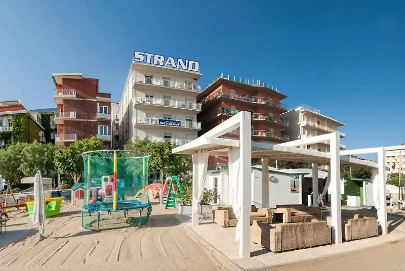 Strand Hotel-1