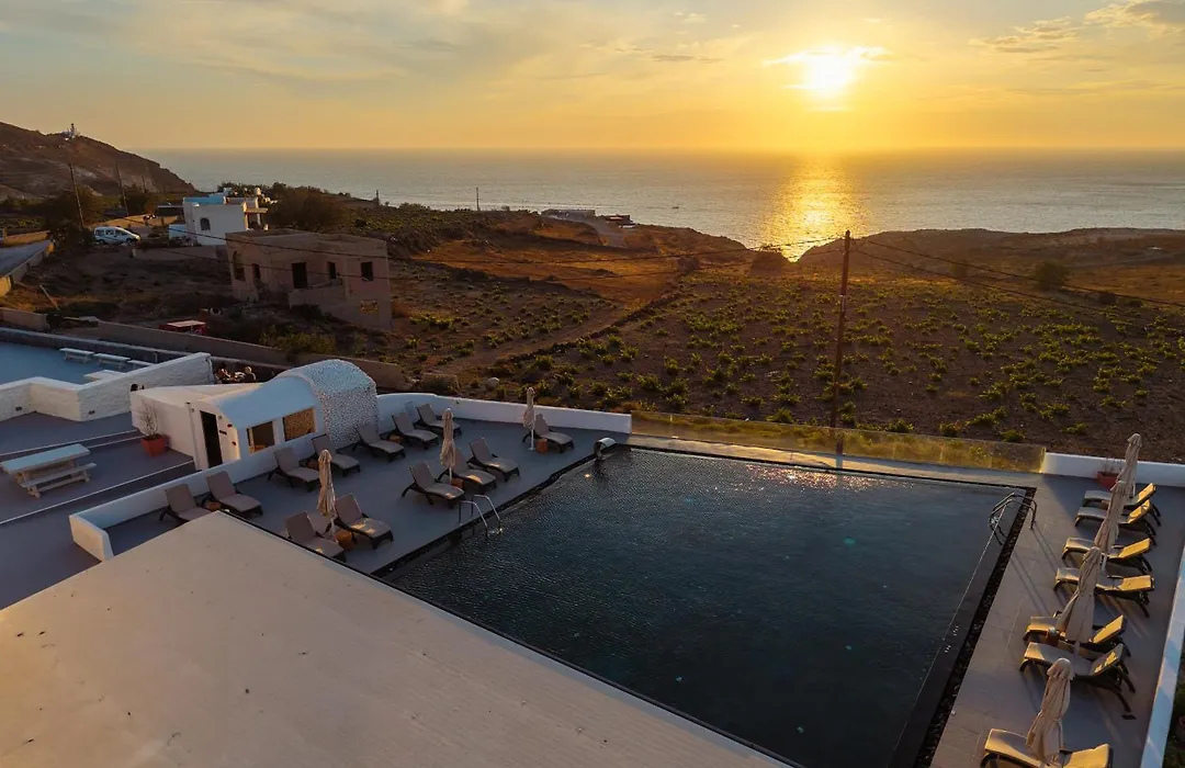 Serenità Luxury Suites-1