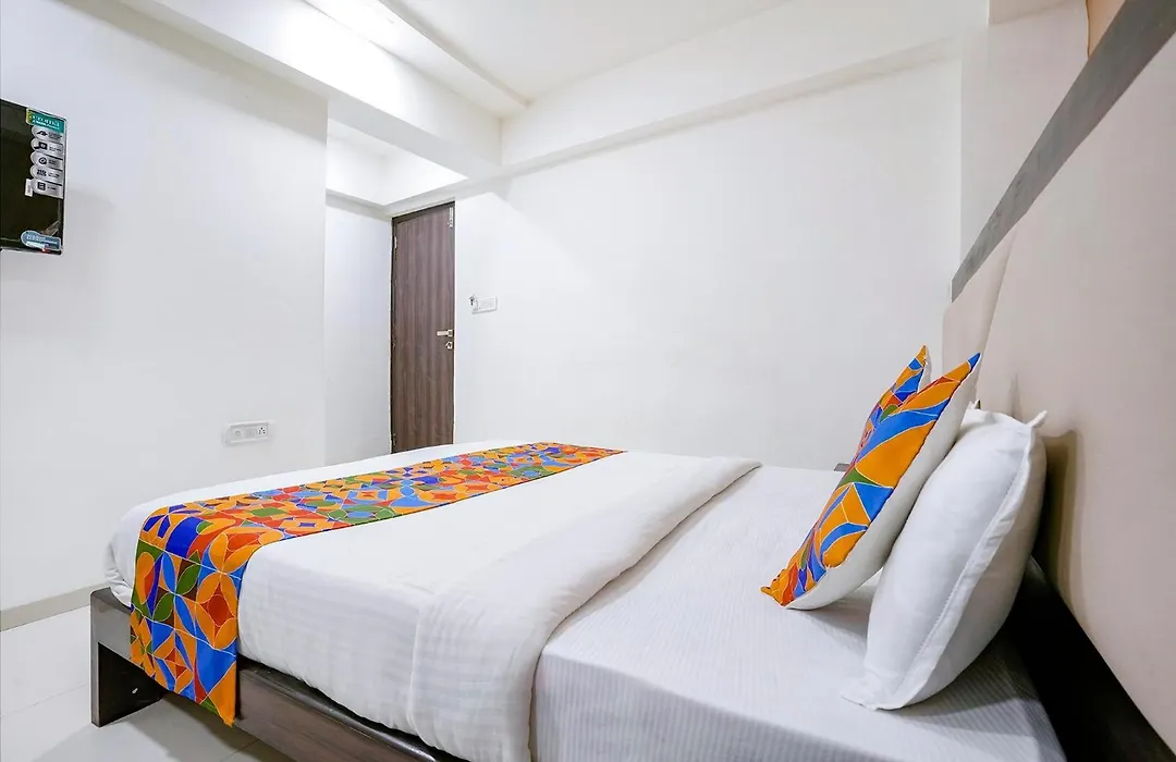 Hotel Kamran Residency- Near Us Embassy-1